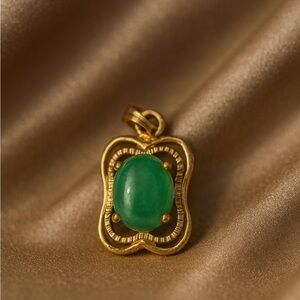 Ornate Green Gold Plated  Vintage Pendant